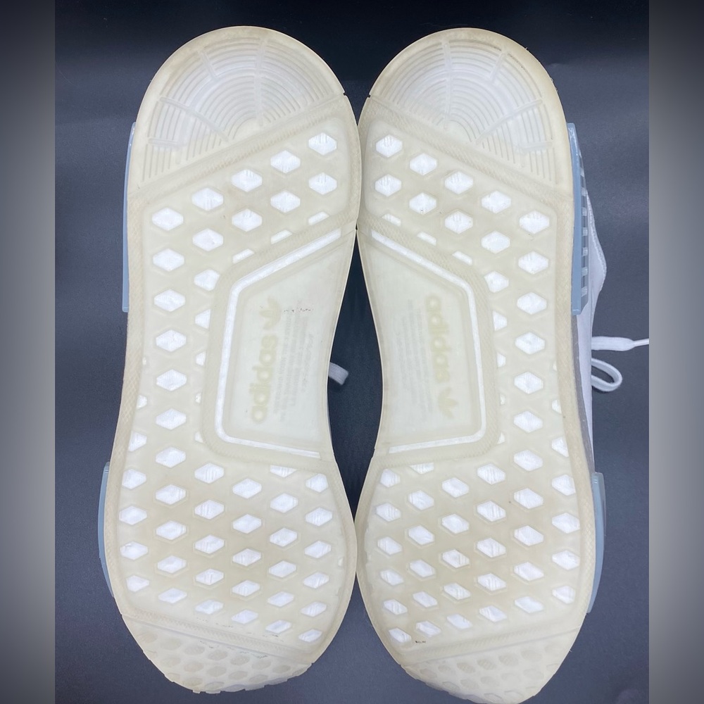 Adidas NMD R1 - Picture 4 of 9